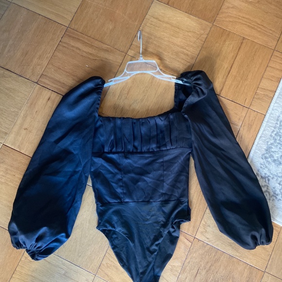 NEVER WORN PRINCESS POLLY BODY-SUIT BLOUSE SIZE US 2 - Picture 2 of 7